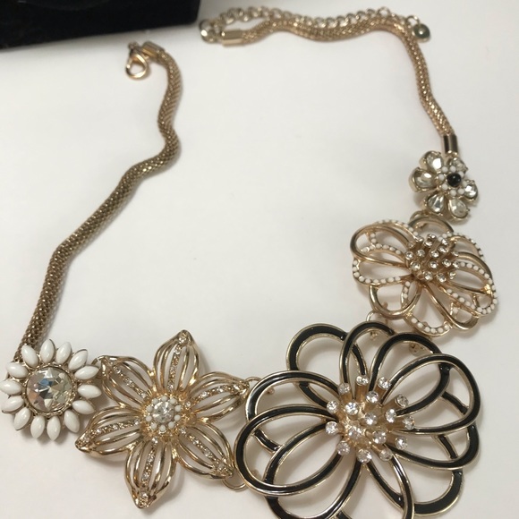 Liz Claiborne Gold/Black/Jeweled Floral Necklace - Picture 7 of 9